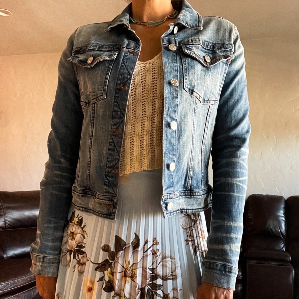 Ashley Vintage Charm Denim Jacket. Size M
